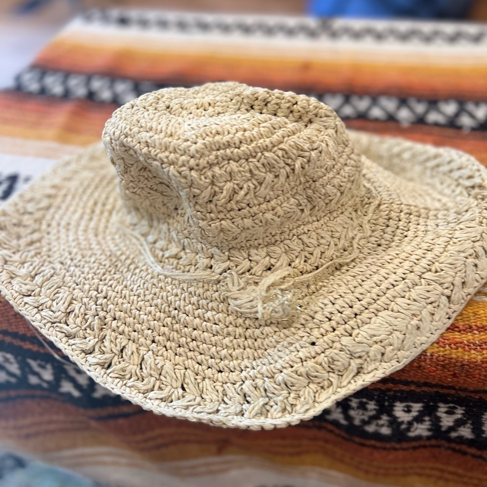 Capelli sun hat in GUC - Picture 4 of 6